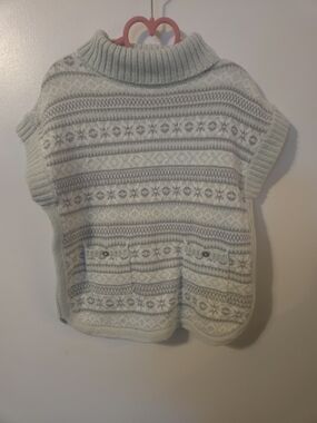 Aspen Kids' knitted poncho-style sweater